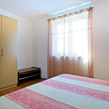 Apartment Chiara Martinscica Exteriér fotografie