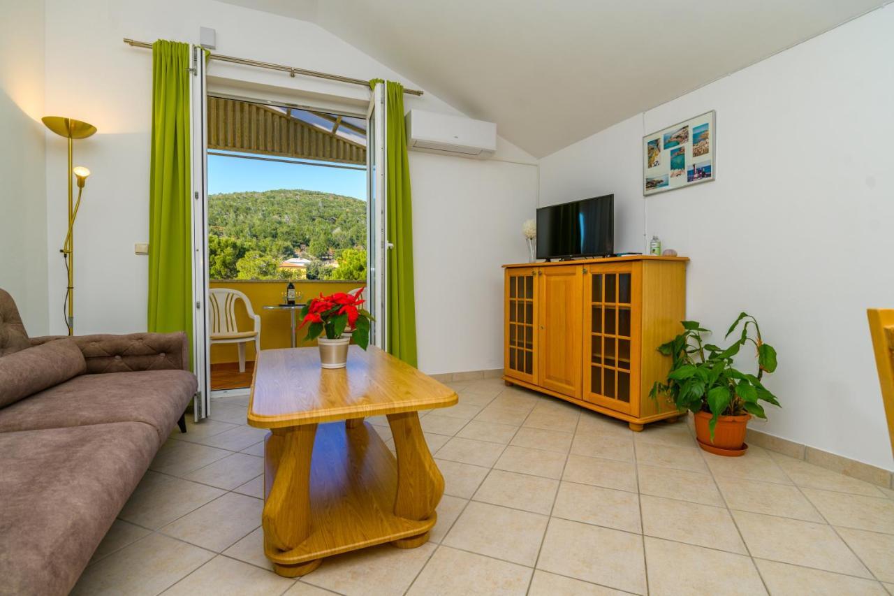 Apartment Chiara Martinscica (Cres)